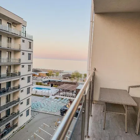 Near The Sea- Astoria Apartman Năvodari